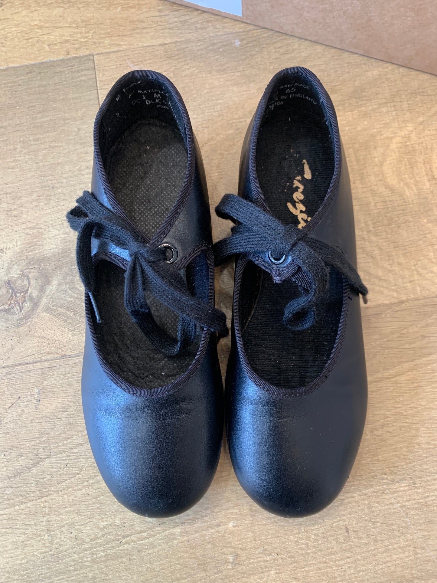 Black Capezio Tap Shoes UK1